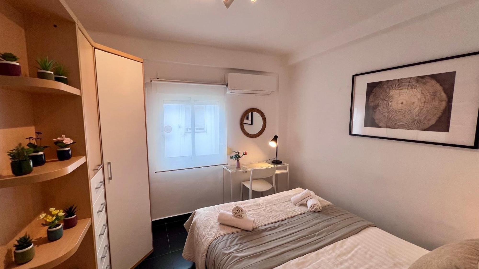 Cool, Modern And Snug 3Br Apartment Peachy Stays Málaga Extérieur photo