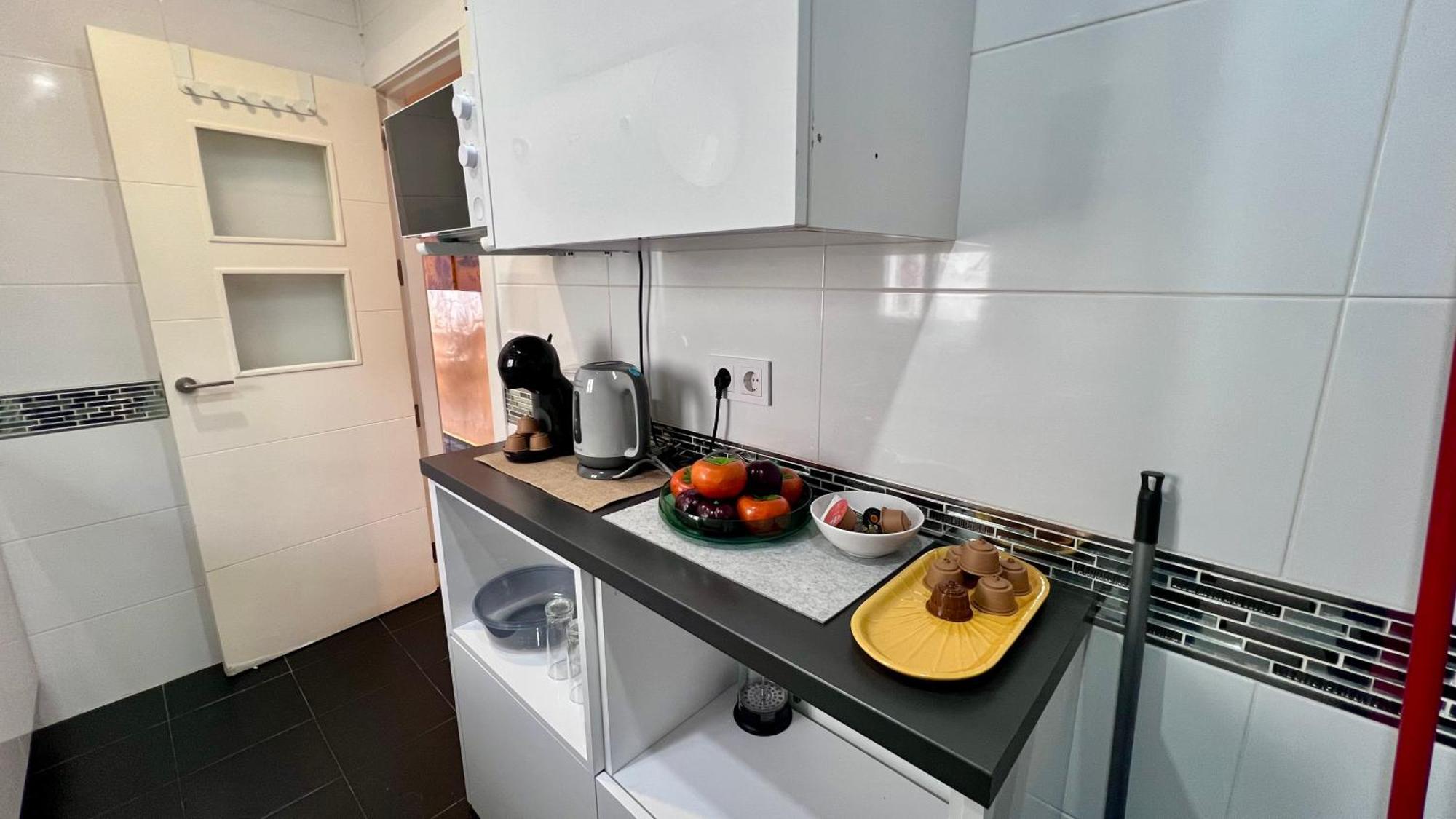 Cool, Modern And Snug 3Br Apartment Peachy Stays Málaga Extérieur photo